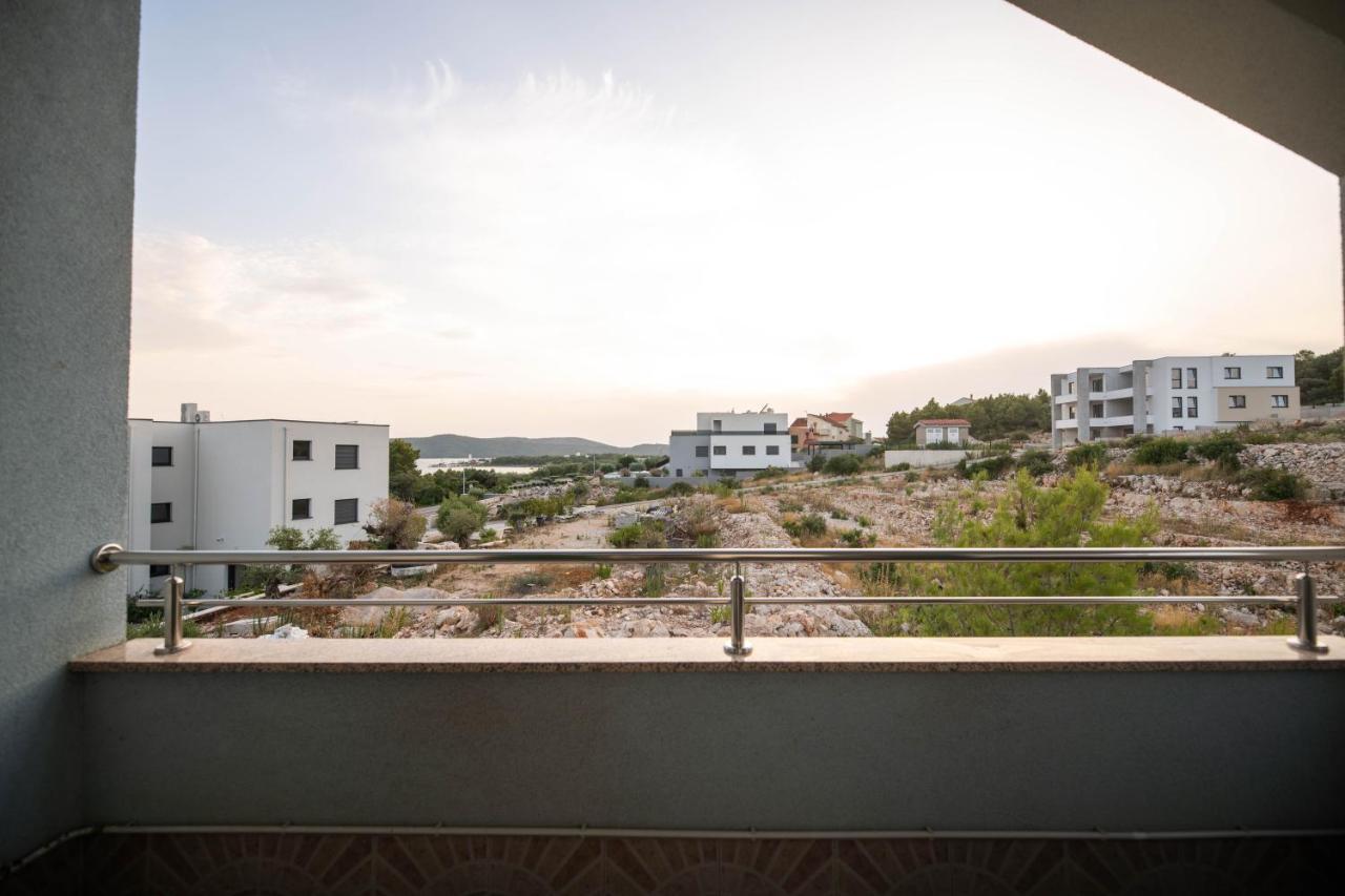 Sunny Beach Apartments 希贝尼克 外观 照片